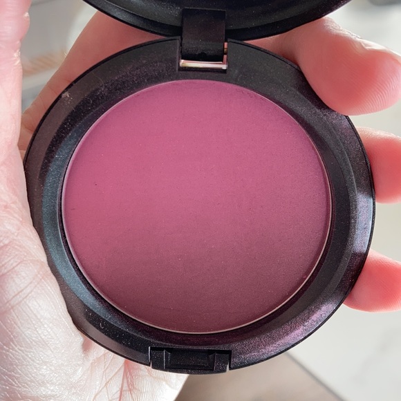 MAC Blush - Picture 3 of 3